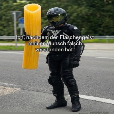 Riesen-Nudel-des-Missverst&auml;ndnisses.jpg von Josie-96