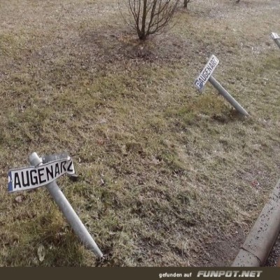 Augenarzt-dringend-n&ouml;tig.jpg von Lucie37