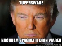 Tupperware nach Spaghetti mit Tomatensauce