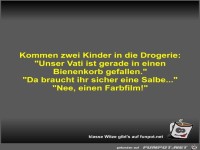 Kommen zwei Kinder in die Drogerie