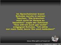 Im Sprechzimmer kramt Schulze nerv�s in seinen Taschen