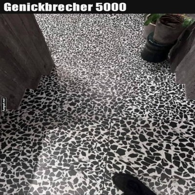 Tarnung-f&uuml;r-den-Boden-des-Grauens.jpg von Gregor