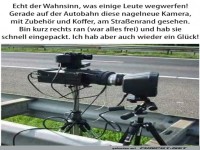 Fotofalle am Straenrand entdeckt