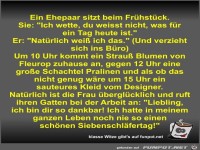 Ein Ehepaar sitzt beim Fr�hst�ck
