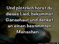 Und ploetzlich hoerst du dieses Lied