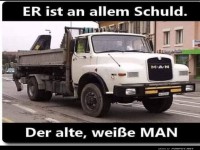 Schuldiger LKW bringt alle zum Lachen