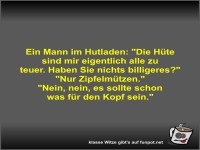 Ein Mann im Hutladen