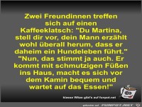 Zwei Freundinnen treffen sich auf einen Kaffeeklatsch