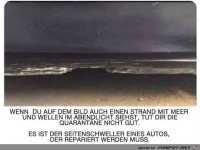 Strand mit Meer und Weelen