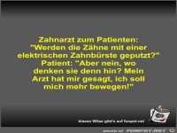 Zahnarzt zum Patienten