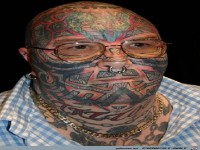 Ziemlich t�towiert