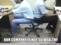 Nur ein Bürostuhl vorhanden