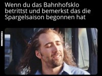 Lustiger Spargel-Saison-Moment am Bahnhof