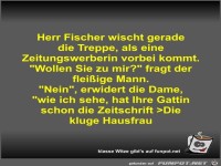 Herr Fischer wischt gerade die Treppe