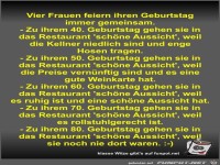 Vier Frauen feiern ihren Geburtstag immer gemeinsam