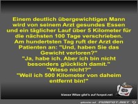 Einem deutlich übergewichtigen Mann wird von seinem Arzt...