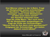 Drei M�nner sitzen in der U-Bahn