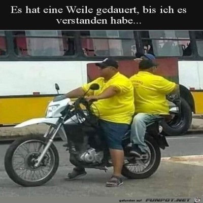 Man-muss-hier-etwas-l&auml;nger-hinsehen.jpg von Leander