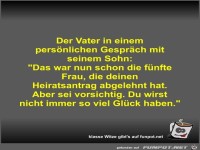 Der Vater in einem pers�nlichen Gespr�ch mit seinem Sohn