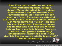 Eine Frau geht spazieren und sieht einen verschrumpelten