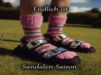 Sockensandalen-Mode: Jetzt wird's stylish!