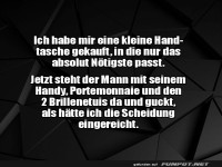 Kleine Handtasche, gro�es Drama!
