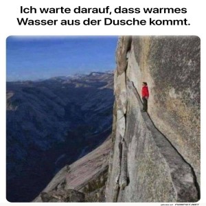 fun-Bild: Geduld auf der Klippe: Duschen kann warten!