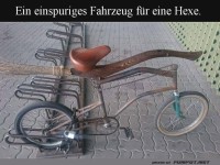 Hexenmobil: Besen trifft Fahrrad!