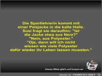 Die Sportlehrerin kommt mit einer Pelzjacke in die kalte...