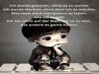 Nachdenklicher Junge mit inspirierendem Zitat