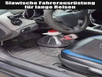 Kreative Slawische Fahrerausrüstung entdeckt