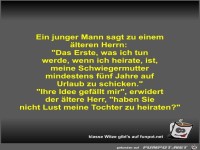 Ein junger Mann sagt zu einem älteren Herrn