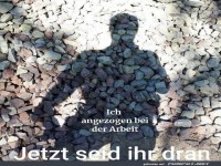 Schatten auf Kieselsteinen