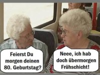 Lustiges Gesprch zwischen zwei lteren Damen