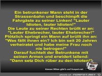 Ein betrunkener Mann steht in der Strassenbahn und...