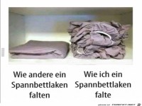 Spannbettlaken falten