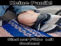 Keine Panik! Sind nur F��e mit Socken