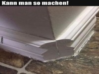 Ungew�hnliche Leistenmontage an Zimmerecke