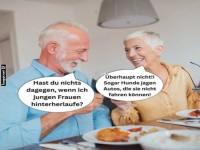 Humorvolles Gesprch beim Abendessen