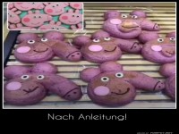 Lustige lilafarbene Backwaren