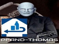 Blauer Charakter mit Pfand-Thomas Logo