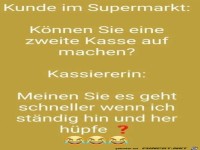 Kunde im Supermarkt