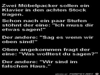 Zwei Möbelpacker