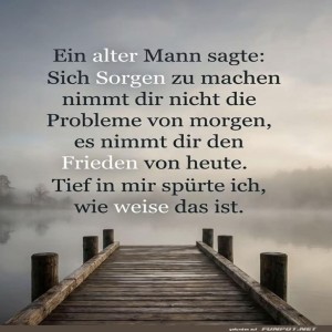 Sorgenfrei-am-See:-Die-Weisheit-eines-alten-Mannes.jpg von Leona