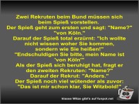 Zwei Rekruten beim Bund müssen sich beim Spieß vorstellen