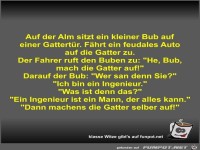 Auf der Alm sitzt ein kleiner Bub auf einer Gattert�r