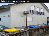 Haus mit Lftung und Humor