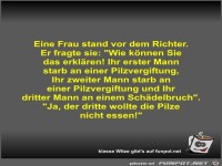 Eine Frau stand vor dem Richter
