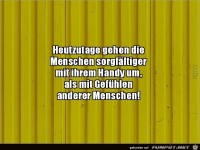 sorgflttiger mit Handys umgehen....