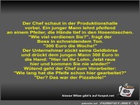 Der Chef schaut in der Produktionshalle vorbei